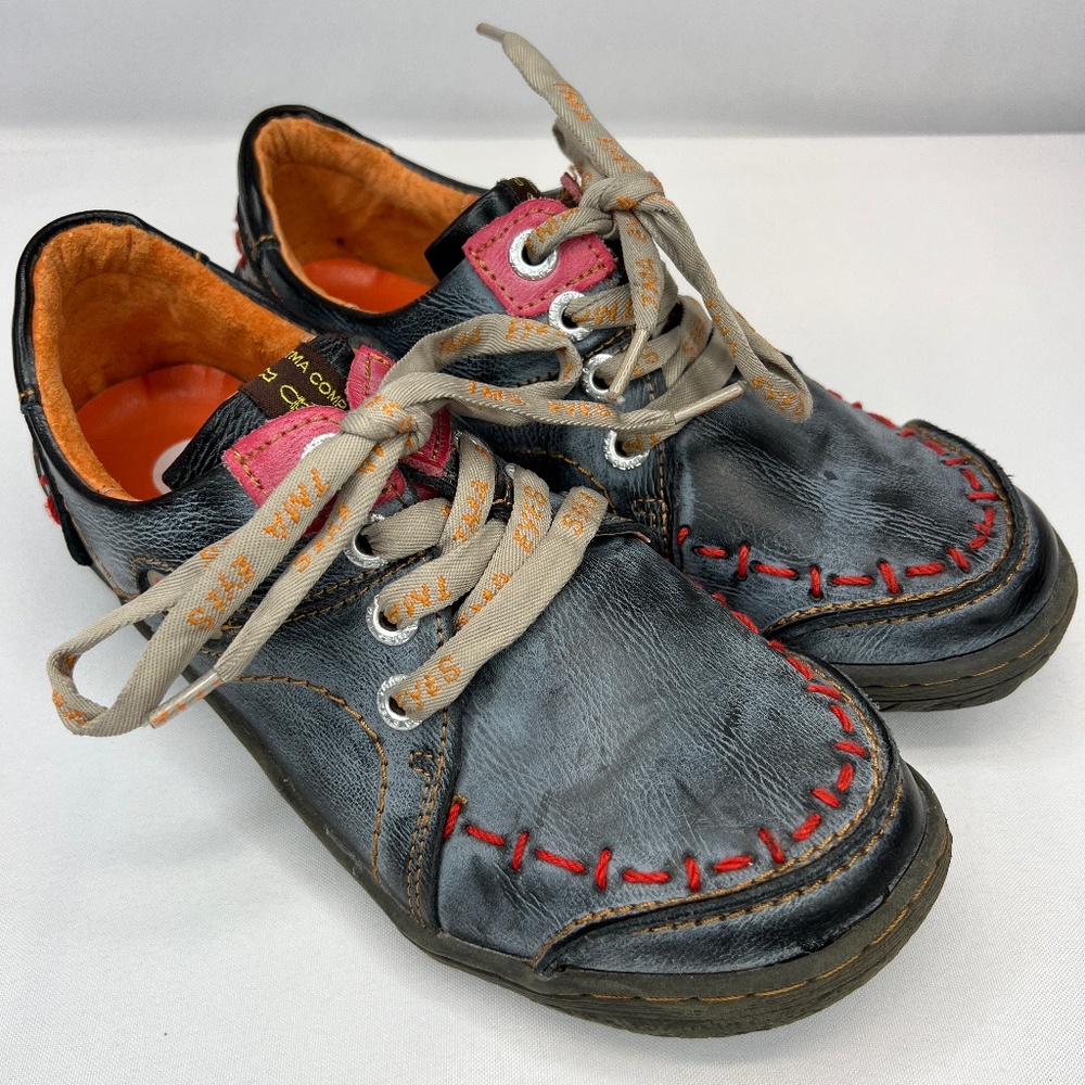 TMA EYES Blue Stitch Detail Leather Walking Shoe Size: 8